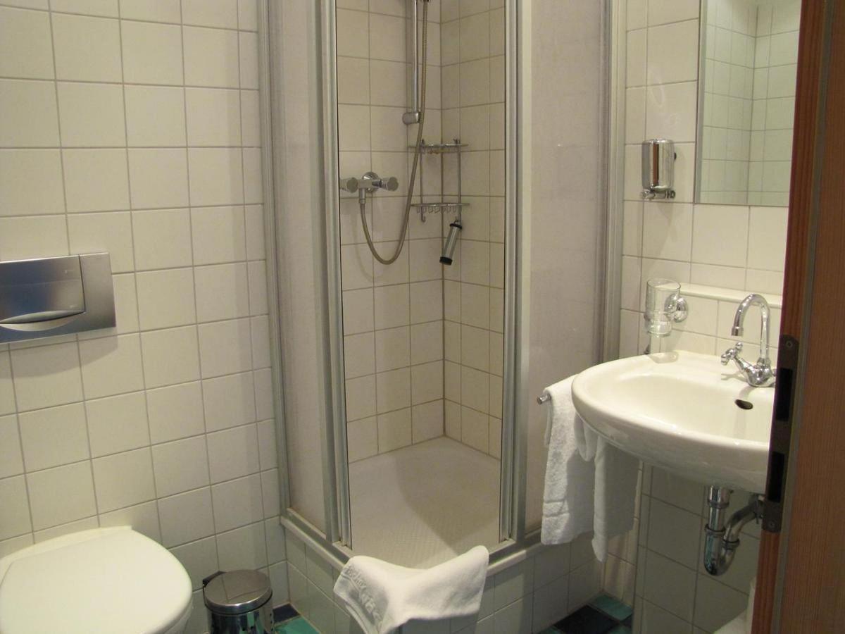 Der Seehof Rheinsberg Bagian luar foto