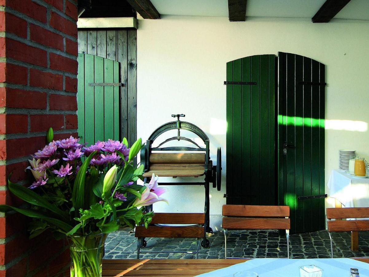 Der Seehof Rheinsberg Bagian luar foto